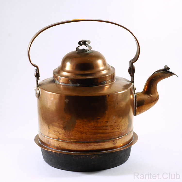 Чайник медный для печи на 2 литра