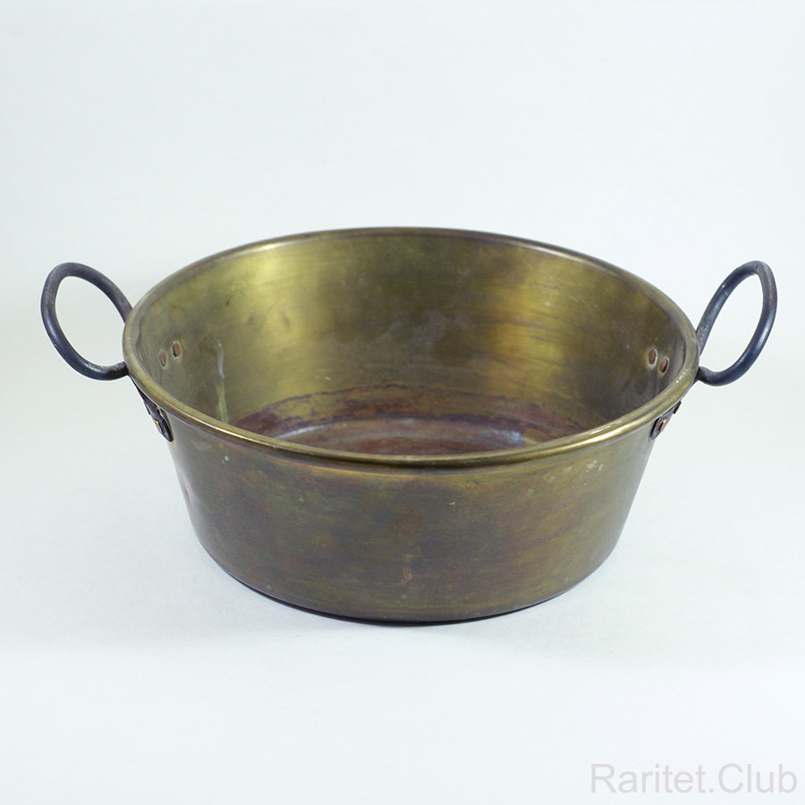 старый таз. чугунный тазик. тазик старинный. таз металлический. тазик металлический.