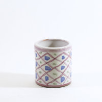 Миниатюрная керамическая чашечка