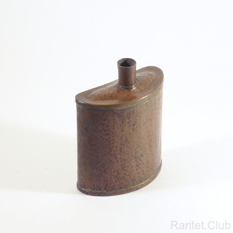 Старинная медная фляжка