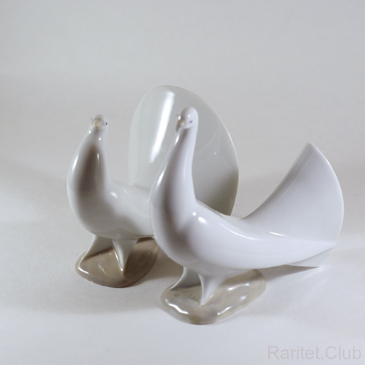 Пара "Голубь и голубка" Lladro